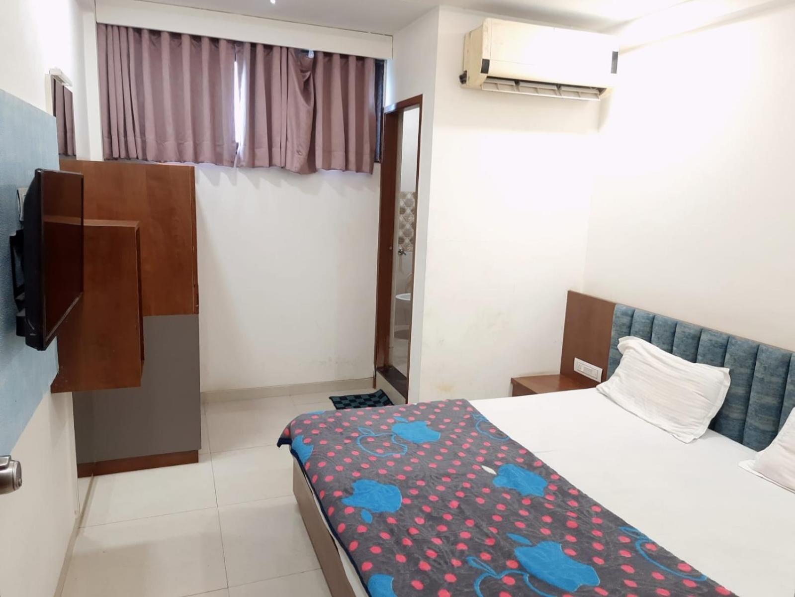 Hotel Murlidhar Rooms Kāsandra Екстериор снимка